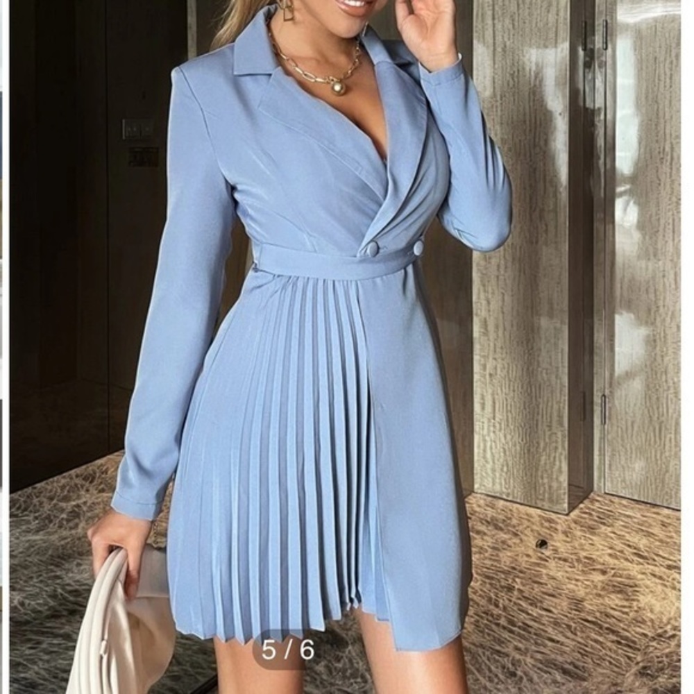 Lapel neck pleated hem blazer dress